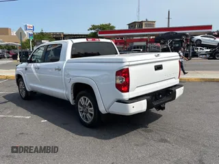 2016 Toyota Tundra Platinum z VIN 5TFGW5F12GX198415, wystawiony jako Copart lot #59492555 z przebiegiem 28 731 mil mil oraz Czysty tytuł • Clean title. Historia ofert i sprzedaży dostępna na DreamBid. Obrazek 3.