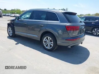2018 Audi Q7 Premium Plus with VIN WA1LAAF70JD033878, listed as a IAAI auction lot 42203820 with 95,095 mi miles and . Bid and sale history available at DreamBid. Image 3.