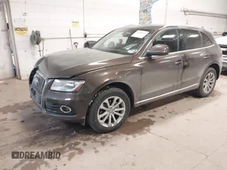 2014 Audi Q5 Premium z VIN WA1CFAFP1EA058507, wystawiony jako IAAI lot #41501694 z przebiegiem 114 181 mil mil oraz . Historia ofert i sprzedaży dostępna na DreamBid. Obrazek 17.