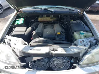 2004 Mercedes-Benz M 3.5L with VIN 4JGAB57E14A508096, listed as a IAAI auction lot 42126128 with 111,596 mi miles. Bid and sale history available at carsss.com. Image 10.