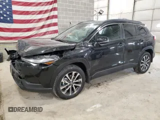 2025 Toyota Corolla Cross XLE с VIN 7MUDAABG0SV129473, выставлен на аукционе Copart как лот 52021975 с пробегом 9 748 миль миль и Списание • Salvage title. История ставок и продаж доступна на DreamBid. Изображение 1.