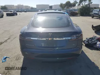 2015 Tesla Model S 85D with VIN 5YJSA1S2XFF092318, listed as a Copart auction lot 52026615 with 78,729 mi miles and Salvage Title. Bid and sale history available at carsss.com. Image 6.