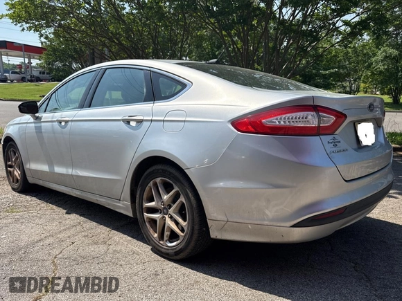 2014 Ford Fusion SE with VIN 3FA6P0HD3ER259110, listed as a Copart auction lot 55998455 with 270,539 mi miles and Clean Title. Bid and sale history available at DreamBid. Image 3.