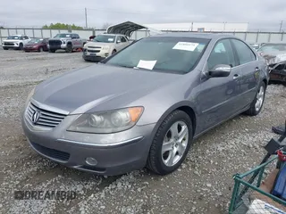 2005 Acura RL z VIN JH4KB16525C006978, wystawiony jako IAAI lot #41800979 z przebiegiem 213 501 mil mil oraz . Historia ofert i sprzedaży dostępna na DreamBid. Obrazek 2.