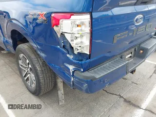 2022 Ford F-150 XL с VIN 1FTEW1EP2NKD17385, выставлен на аукционе IAAI как лот 42378513 с пробегом 51 543 миль миль и . История ставок и продаж доступна на DreamBid. Изображение 19.