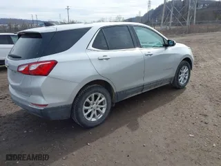 2019 Chevrolet Equinox LT with VIN 2GNAXKEV8K6110828, listed as a IAAI auction lot 41642376 with 84,825 mi miles. Bid and sale history available at carsss.com. Image 4.