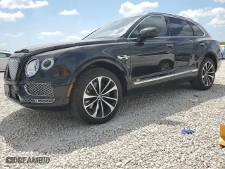 2017 Bentley Bentayga W12 with VIN SJAAC2ZV5HC013960, listed as a Copart auction lot 53608545 with 34,698 mi miles and Salvage Title. Bid and sale history available at carsss.com. Image 1.