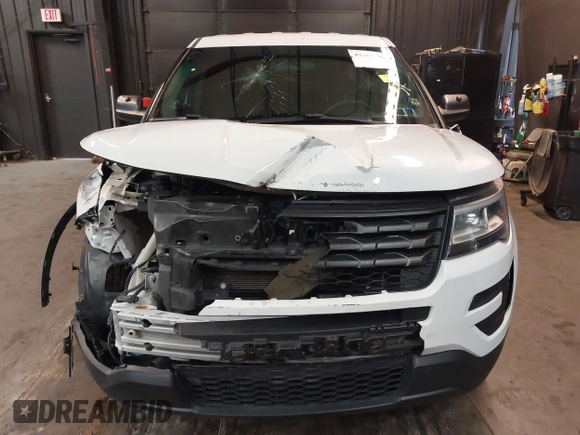2016 Ford Police Interceptor Utility z VIN 1FM5K8ARXGGB88647, wystawiony jako IAAI lot #42167008 z przebiegiem 140 044 mil mil oraz . Historia ofert i sprzedaży dostępna na DreamBid. Obrazek 6.