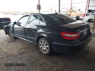 2013 Mercedes-Benz E 350 Luxury with VIN WDDHF5KB1DA742801, listed as a IAAI auction lot 41516130 with Not Provided miles and . Bid and sale history available at DreamBid. Image 3.
