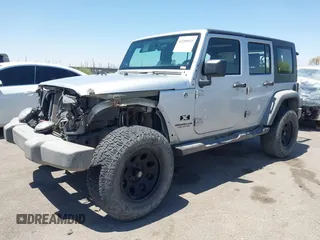2008 Jeep Wrangler Unlimited X с VIN 1J4GA39198L547328, выставлен на аукционе IAAI как лот 42288915 с пробегом 175 015 миль миль и . История ставок и продаж доступна на DreamBid. Изображение 2.