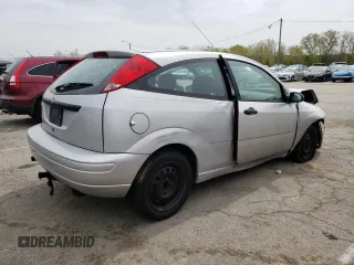 2007 Ford Focus S z VIN 1FAFP31N67W299458, wystawiony jako Copart lot #52703425 z przebiegiem 231 936 mil mil oraz Szkody całkowita. Historia ofert i sprzedaży dostępna na DreamBid. Obrazek 3.