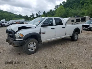 2018 Ram 3500 Tradesman z VIN 3C63R3GL2JG149518, wystawiony jako Copart lot #57278335 z przebiegiem 127 739 mil mil oraz Szkoda całkowita • Salvage title. Historia ofert i sprzedaży dostępna na DreamBid. Obrazek 1.