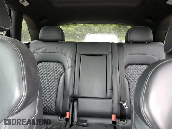 2016 Audi SQ5 Premium Plus with VIN WA1CCAFP1GA051522, listed as a Copart auction lot 70434594 with 130,678 mi miles and Salvage Title. Bid and sale history available at carsss.com. Image 10.
