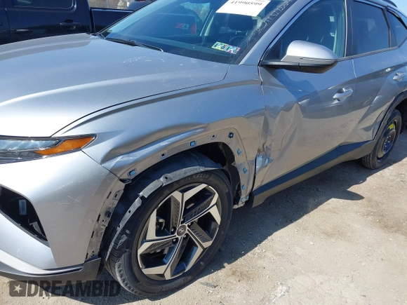 2022 Hyundai Tucson SEL with VIN 5NMJCCAE4NH078991, listed as a IAAI auction lot 41990599 with 37,384 mi miles and . Bid and sale history available at DreamBid. Image 6.