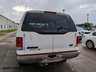 2000 Ford Excursion Limited with VIN 1FMNU43S7YEA01218, listed as a Copart auction lot 73922084 with 253,685 mi miles and Salvage Title. Bid and sale history available at carsss.com. Image 6.