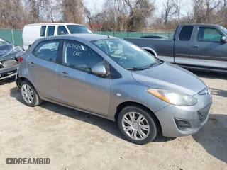 2011 Mazda Mazda2 Sport with VIN JM1DE1HZ2B0128447, listed as a IAAI auction lot 41679270 with 162,785 mi miles. Bid and sale history available at carsss.com. Image 1.