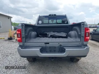 2024 Ram 2500 Big Horn with VIN 3C6UR5DJ1RG186140, listed as a IAAI auction lot 42244804 with 18,907 mi miles and . Bid and sale history available at DreamBid. Image 15.