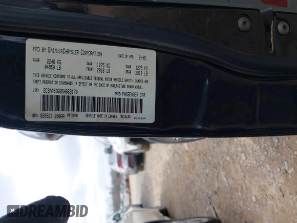 2005 Chrysler 300 with VIN 2C3AA53G85H663170, listed as a IAAI auction lot 41541330 with 198,041 mi miles. Bid and sale history available at carsss.com. Image 9.