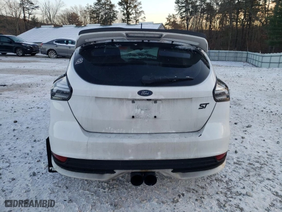 2015 Ford Focus ST with VIN 1FADP3L96FL371878, listed as a Copart auction lot 85670524 with 149,869 mi miles and Clean Title. Bid and sale history available at carsss.com. Image 6.