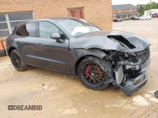2017 Porsche Macan GTS with VIN WP1AG2A53HLB50635, listed as a IAAI auction lot 41665310 with 100,730 mi miles. Bid and sale history available at carsss.com. Image 1.
