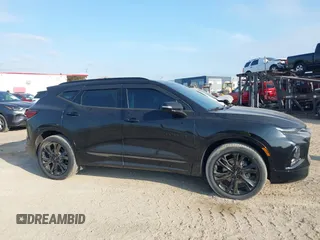 2022 Chevrolet Blazer RS с VIN 3GNKBERSXNS132405, выставлен на аукционе IAAI как лот 42233558 с пробегом 29 341 миль миль и . История ставок и продаж доступна на DreamBid. Изображение 13.