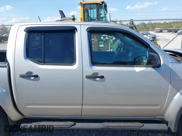 2017 Nissan Frontier SV with VIN 1N6AD0ER8HN751858, listed as a IAAI auction lot 41877256 with 84,007 mi miles and . Bid and sale history available at DreamBid. Image 14.