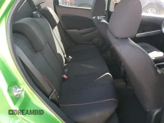 2011 Mazda 2 Touring z VIN JM1DE1HZ4B0115764, wystawiony jako Copart lot #56161455 z przebiegiem 134 274 mil mil oraz Szkoda całkowita • Salvage title. Historia ofert i sprzedaży dostępna na DreamBid. Obrazek 10.