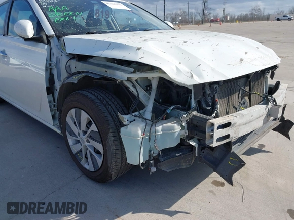 2020 Nissan Altima S z VIN 1N4BL4BV7LC250182, wystawiony jako IAAI lot #41525288 z przebiegiem 84 641 mil mil oraz . Historia ofert i sprzedaży dostępna na DreamBid. Obrazek 6.