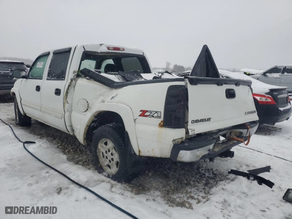 2004 Chevrolet Silverado 1500 Crew Cab LS with VIN 2GCEK13T341332990, listed as a Copart auction lot 41671515 with 218,496 mi miles and Clean Title. Bid and sale history available at carsss.com. Image 2.