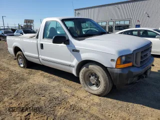 2001 Ford F-250 XL with VIN 1FTNF20L71EB45650, listed as a Copart auction lot 79976034 with 208,956 mi miles and Clean title. Bid and sale history available at DreamBid. Image 4.