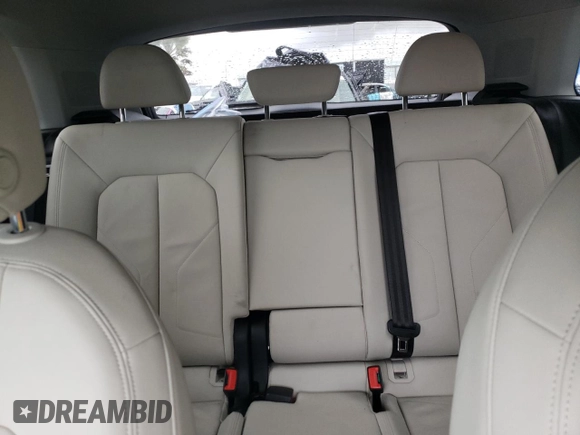 2019 Audi Q3 Premium Plus with VIN WA1BECF39K1082024, listed as a Copart auction lot 39402854 with 29,317 mi miles. Bid and sale history available at carsss.com. Image 10.