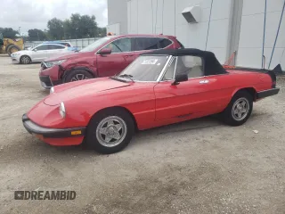 1983 Alfa Romeo Spider Veloce z VIN ZARBA5419D1016662, wystawiony jako Copart lot #71321594 z przebiegiem 80 985 mil mil oraz Tytuł czysty. Historia ofert i sprzedaży dostępna na DreamBid. Obrazek 1.