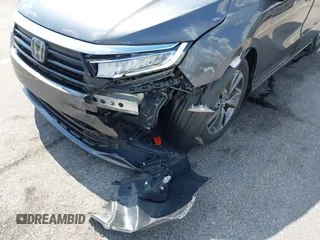 2022 Honda Odyssey Touring с VIN 5FNRL6H86NB026316, выставлен на аукционе IAAI как лот 42611106 с пробегом 75 427 миль миль и . История ставок и продаж доступна на DreamBid. Изображение 6.