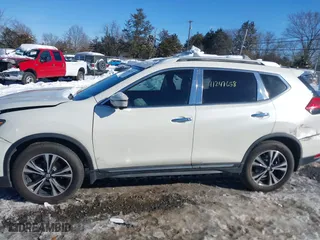 2017 Nissan Rogue S with VIN JN8AT2MT6HW150669, listed as a IAAI auction lot 41246758 with 80,877 mi miles. Bid and sale history available at carsss.com. Image 14.