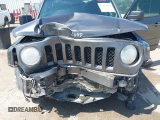 2014 Jeep Patriot Latitude with VIN 1C4NJRFB4ED799037, listed as a IAAI auction lot 42458807 with 105,936 mi miles and . Bid and sale history available at DreamBid. Image 6.