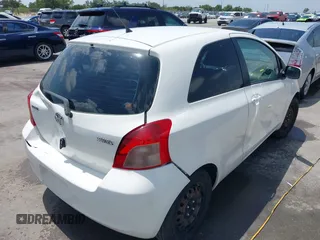 2008 Toyota Yaris with VIN JTDJT923485207836, listed as a IAAI auction lot 42086842 with 299,236 mi miles and . Bid and sale history available at carsss.com. Image 4.
