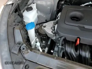 2018 Hyundai Santa Fe 2.4L с VIN 5NMZU3LB5JH053756, выставлен на аукционе Copart как лот 70347355 с пробегом 30 817 миль миль и Списание • Salvage title. История ставок и продаж доступна на DreamBid. Изображение 16.