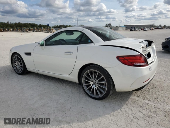 2017 Mercedes-Benz SLC 300 z VIN WDDPK3JA7HF138747, wystawiony jako Copart lot #86614014 z przebiegiem 36 199 mil mil oraz Szkoda całkowita • Salvage title. Historia ofert i sprzedaży dostępna na DreamBid. Obrazek 2.