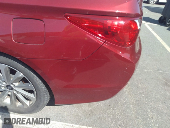 2014 Hyundai Sonata SE with VIN 5NPEC4AC5EH923646, listed as a IAAI auction lot 41935203 with 90,506 mi miles and . Bid and sale history available at DreamBid. Image 6.
