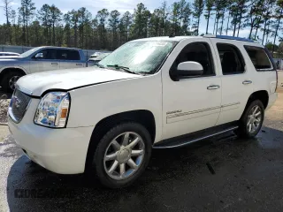 2011 GMC Yukon Denali with VIN 1GKS2EEF1BR121720, listed as a Copart auction lot 47296805 with 291,412 mi miles and Salvage Title. Bid and sale history available at carsss.com. Image 1.