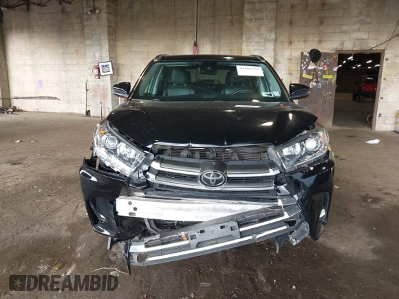 2019 Toyota Highlander Limited z VIN 5TDDZRFH1KS944074, wystawiony jako IAAI lot #42187375 z przebiegiem 118 030 mil mil oraz . Historia ofert i sprzedaży dostępna na DreamBid. Obrazek 12.