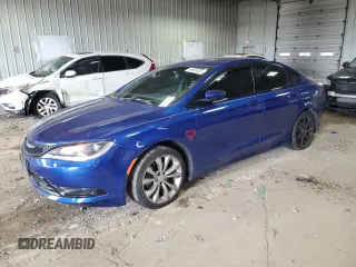 2015 Chrysler 200 S with VIN 1C3CCCBB6FN643439, listed as a Copart auction lot 50949045 with 102,877 mi miles and Non Repairable. Bid and sale history available at carsss.com. Image 1.