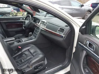 2009 Lincoln MKS with VIN 1LNHM94R09G621985, listed as a IAAI auction lot 41810163 with 147,236 mi miles. Bid and sale history available at carsss.com. Image 5.