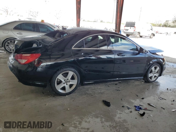 2019 Mercedes-Benz CLA 250 z VIN WDDSJ4EB2KN698940, wystawiony jako Copart lot #54747905 z przebiegiem 69 353 mil mil oraz Nie do naprawy • Non repairable. Historia ofert i sprzedaży dostępna na DreamBid. Obrazek 3.