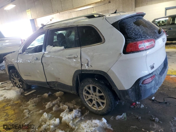 2016 Jeep Cherokee Altitude with VIN 1C4PJMCBXGW115597, listed as a Copart auction lot 41377065 with 61,761 mi miles and Salvage Title. Bid and sale history available at carsss.com. Image 2.