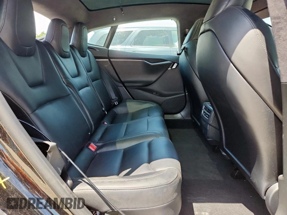 2021 Tesla Model S 75D with VIN 5YJSA1E42MF426965, listed as a Copart auction lot 63052185 with 50,405 mi miles and Salvage title. Bid and sale history available at DreamBid. Image 10.
