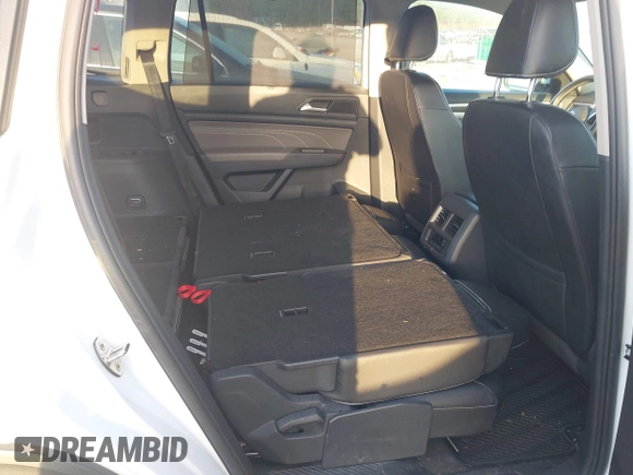 2021 Volkswagen Atlas SE z VIN 1V2WR2CA7MC595822, wystawiony jako IAAI lot #41957158 z przebiegiem 41 447 mil mil oraz . Historia ofert i sprzedaży dostępna na DreamBid. Obrazek 8.