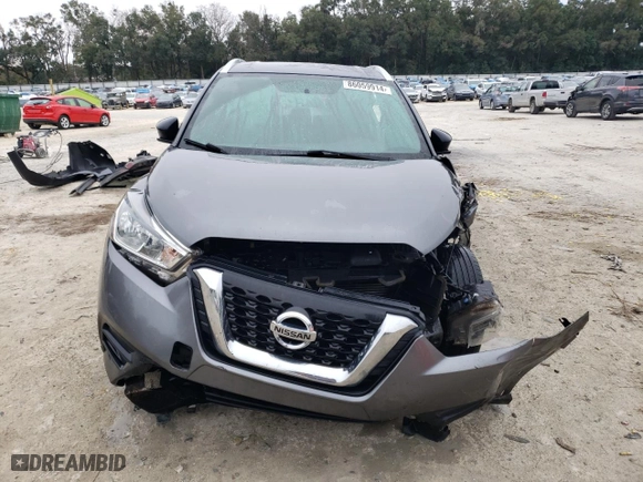 2018 Nissan Kicks SV with VIN 3N1CP5CU7JL508073, listed as a Copart auction lot 86059914 with 83,731 mi miles and Non Repairable. Bid and sale history available at carsss.com. Image 5.