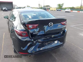 2020 Mazda 3 Select с VIN 3MZBPACL9LM131720, выставлен на аукционе IAAI как лот 41699018 с пробегом 63 627 миль миль и . История ставок и продаж доступна на DreamBid. Изображение 6.