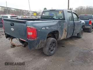 2007 Chevrolet Silverado 1500 1LT with VIN 2GCEK19C271715718, listed as a IAAI auction lot 42028834 with 152,700 mi miles and . Bid and sale history available at DreamBid. Image 4.